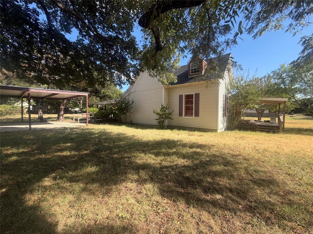 201 Marion Street Property Photo 3