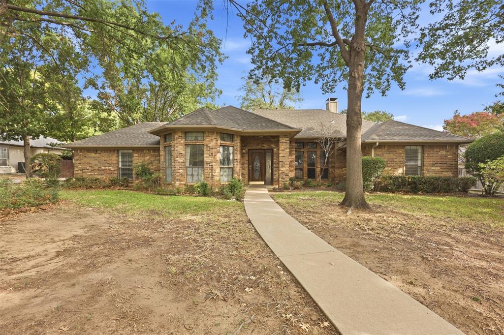 37 Timbergreen Circle Property Photo 1