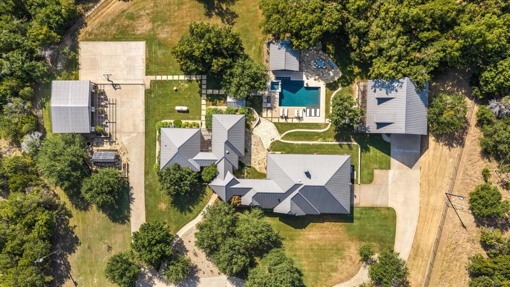1281 Shady Oaks Circle Property Photo 1