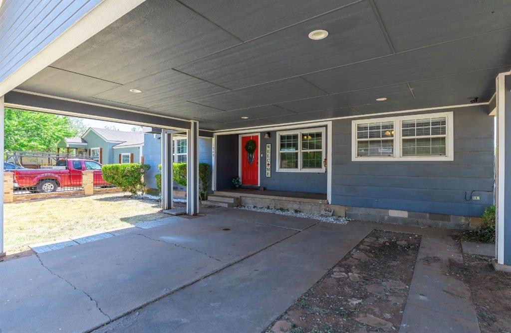 1949 Vogel Street Property Photo 3