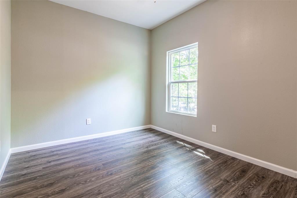 1457 W Austin Street Property Photo 8