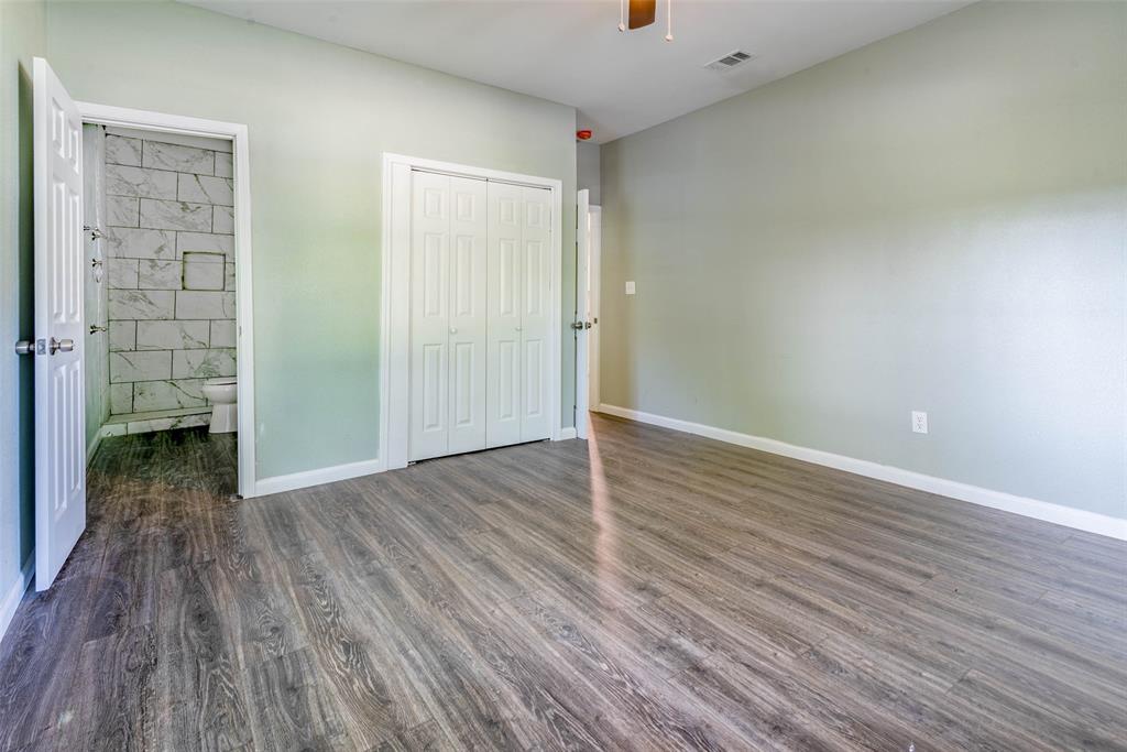 1457 W Austin Street Property Photo 9