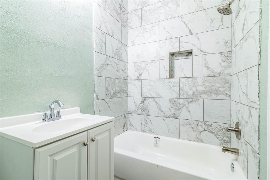 1457 W Austin Street Property Photo 10