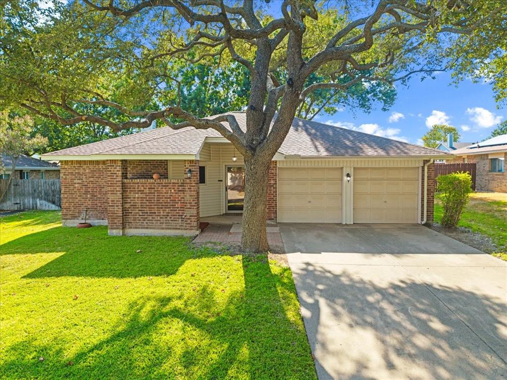 424 Grand Meadow Drive Property Photo 1