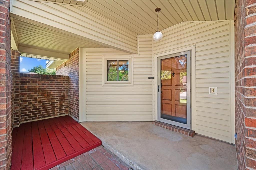 424 Grand Meadow Drive Property Photo 7