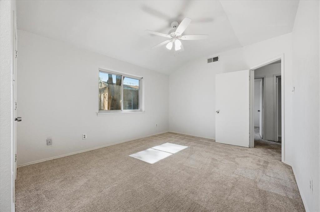 424 Grand Meadow Drive Property Photo 22