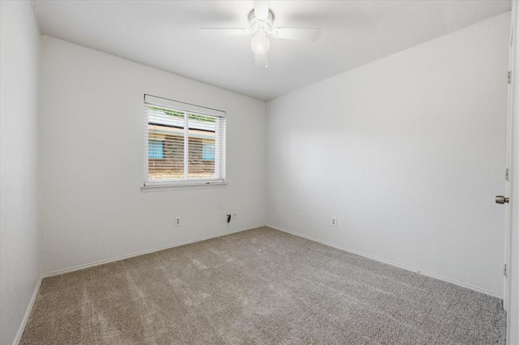 424 Grand Meadow Drive Property Photo 23