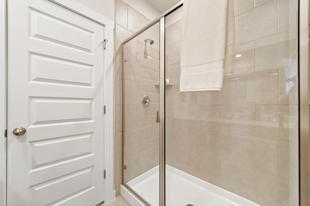 2915 Orchard Park Lane Property Photo 25