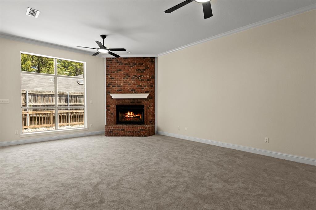 307 Bob White Property Photo 6