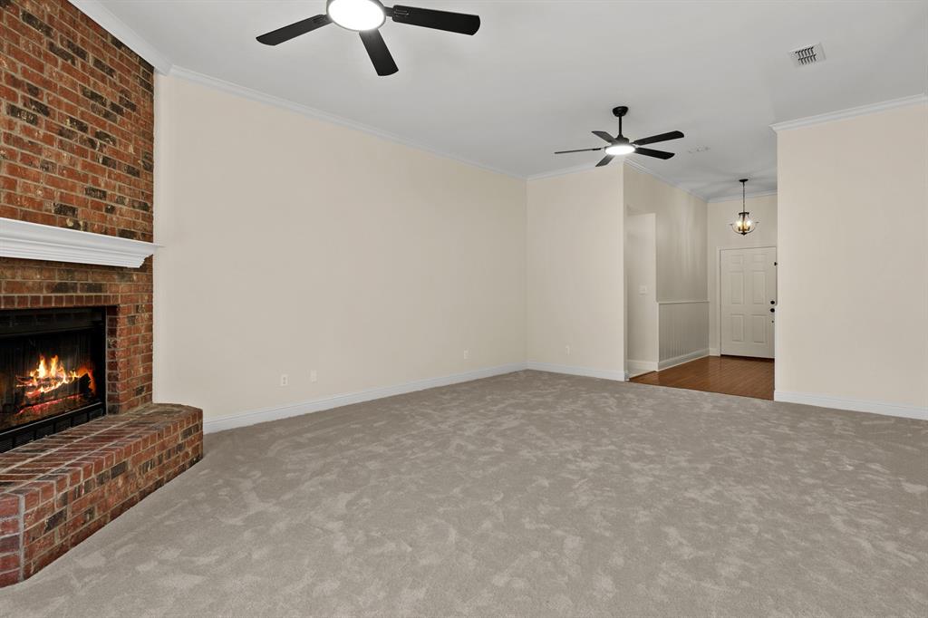 307 Bob White Property Photo 9
