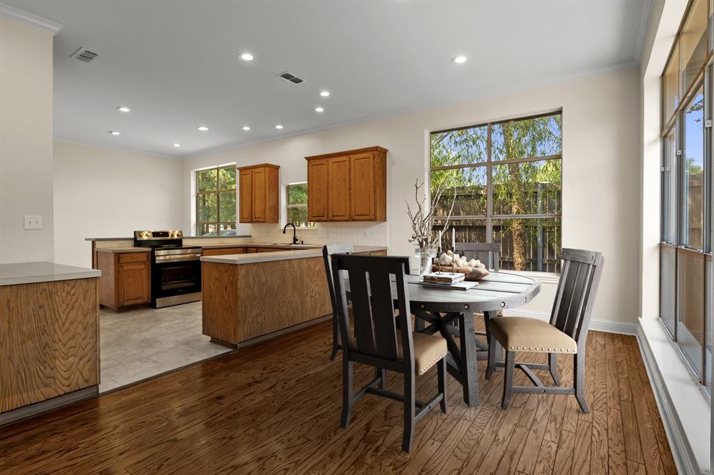 307 Bob White Property Photo 12
