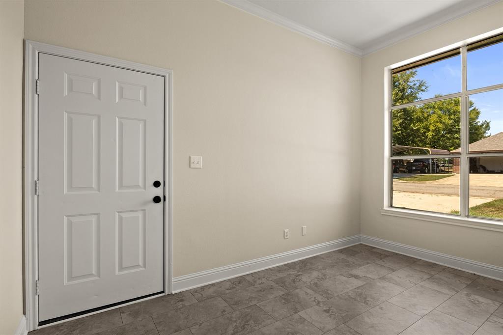 307 Bob White Property Photo 19