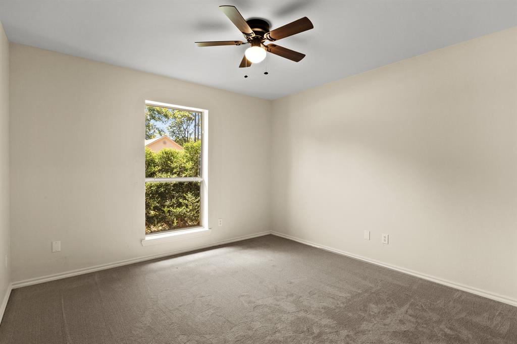 307 Bob White Property Photo 21