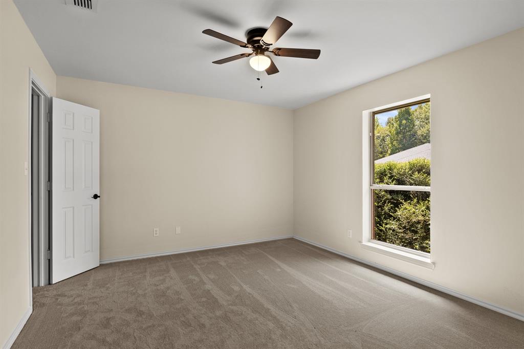 307 Bob White Property Photo 23