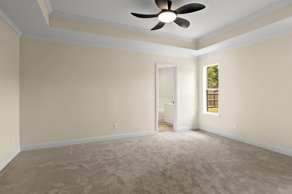 307 Bob White Property Photo 26