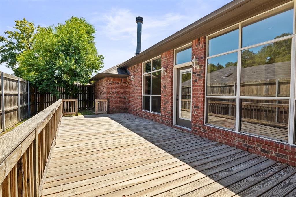 307 Bob White Property Photo 39