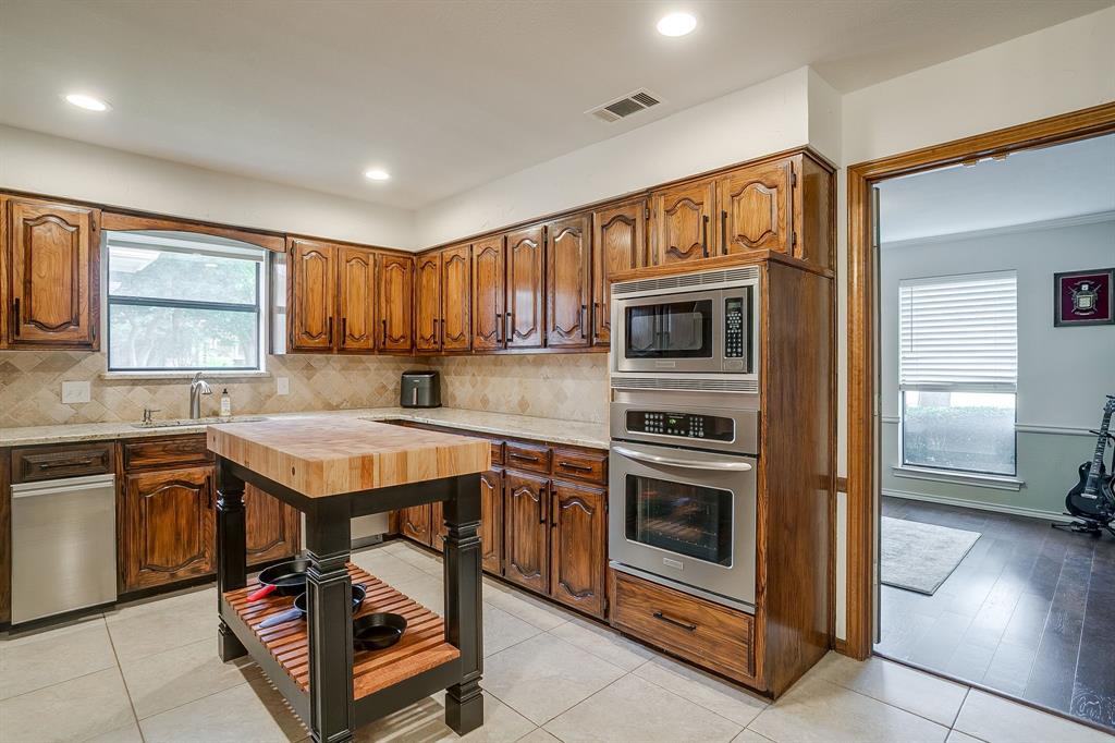 4441 Ballinger Court Property Photo 15