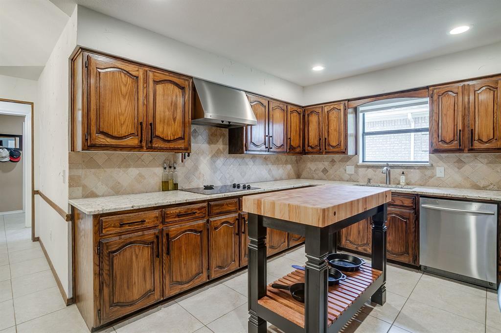 4441 Ballinger Court Property Photo 16