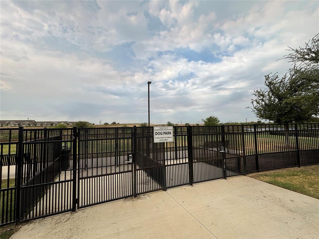 2413 Ponca Drive Property Photo 40