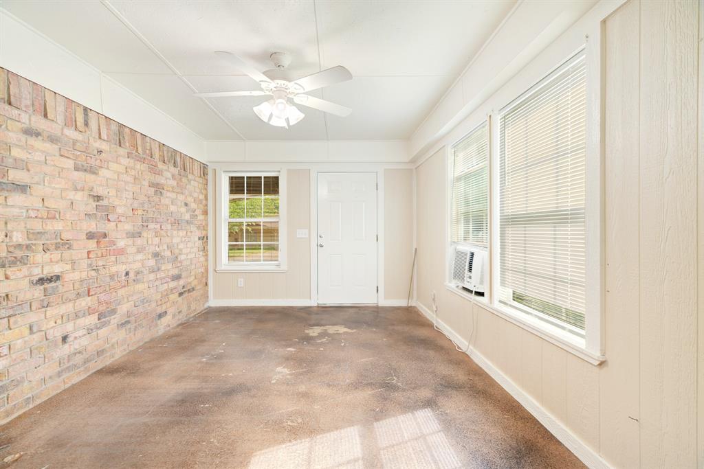 2820 W Kaufman Street Property Photo 13