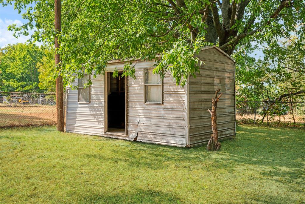 2820 W Kaufman Street Property Photo 18