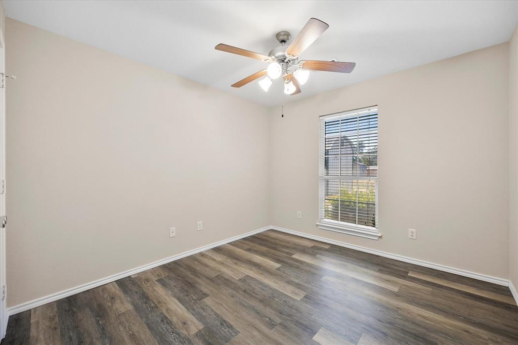 107 W Hubbard Road Property Photo 22