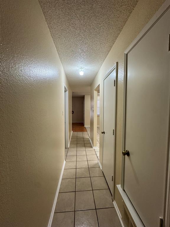 7004 Lincoln Drive Property Photo 10