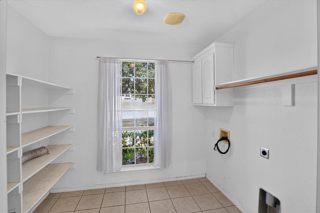 8646 Granville Drive Property Photo 10