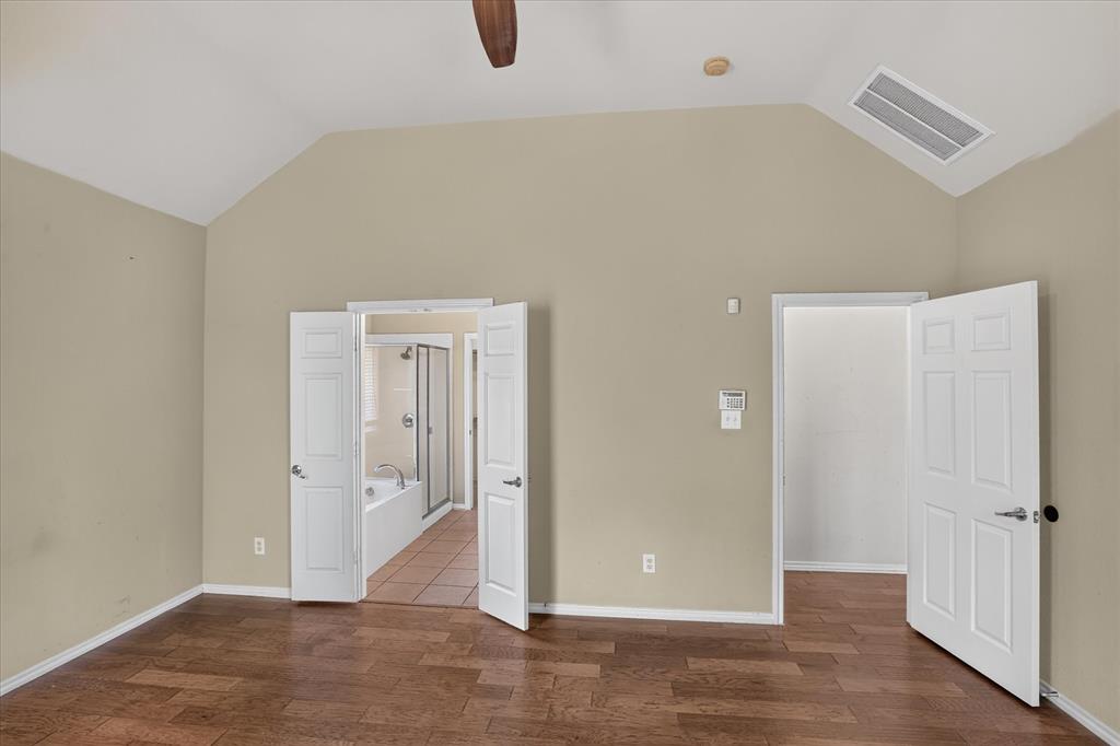 8646 Granville Drive Property Photo 19