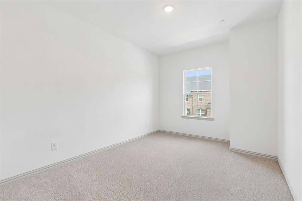 1025 Splitrock Drive Property Photo 12