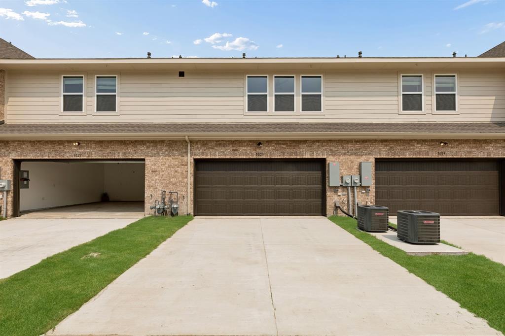 1025 Splitrock Drive Property Photo 14