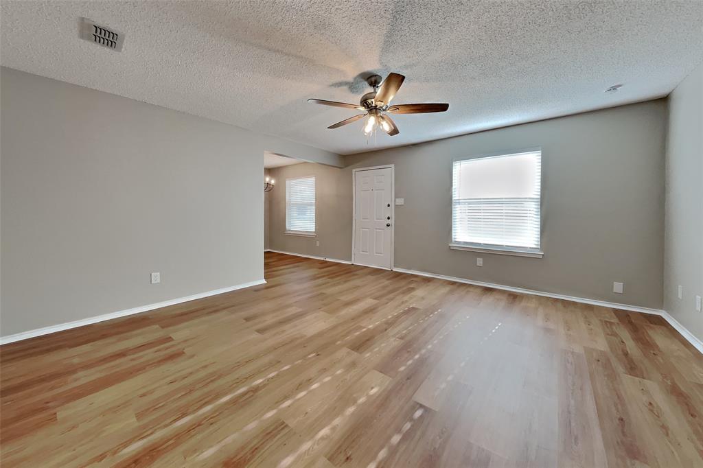 912 Blue Ridge Drive Property Photo 3