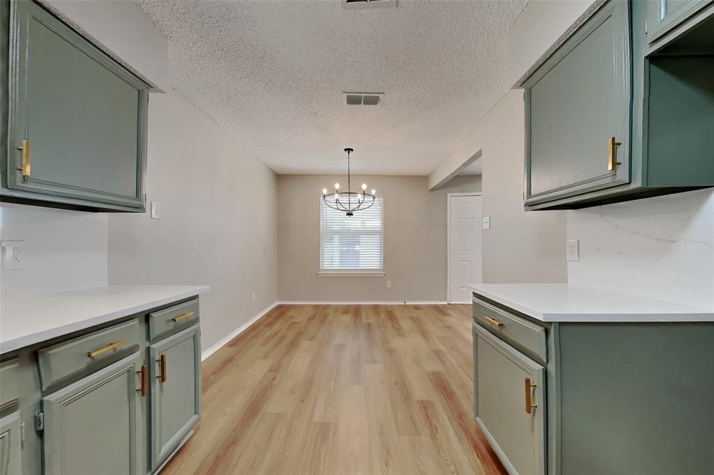 912 Blue Ridge Drive Property Photo 4