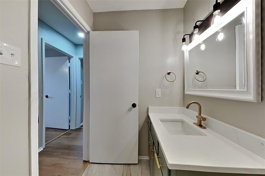 912 Blue Ridge Drive Property Photo 14
