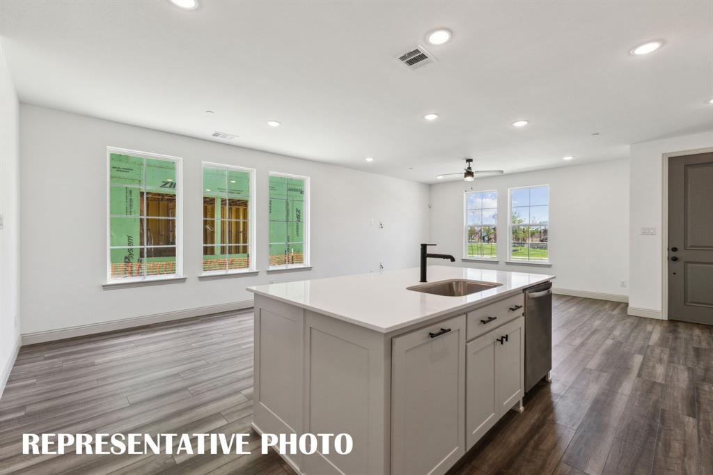 1039 Splitrock Drive Property Photo 10