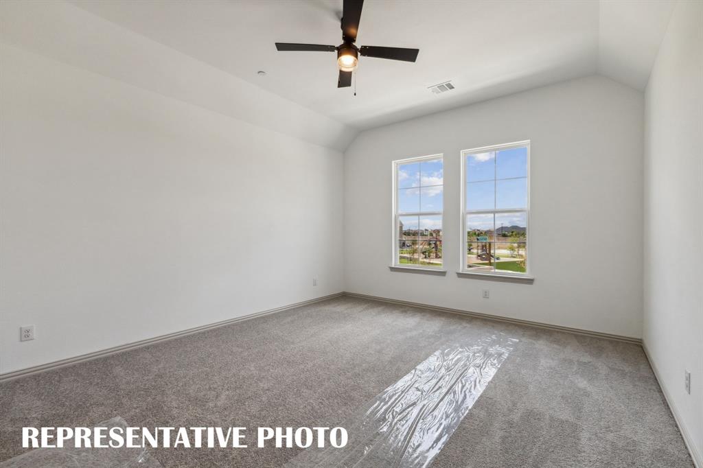 1039 Splitrock Drive Property Photo 11