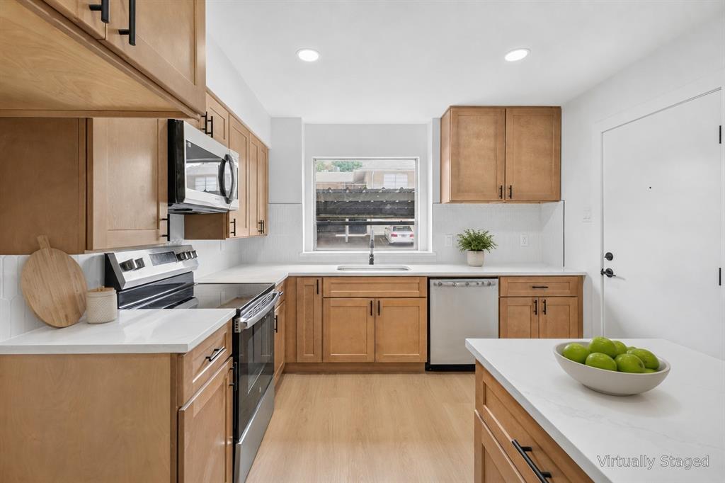 6365 Diamond Head Circle A Property Photo 2