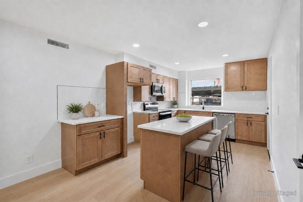6365 Diamond Head Circle A Property Photo 3
