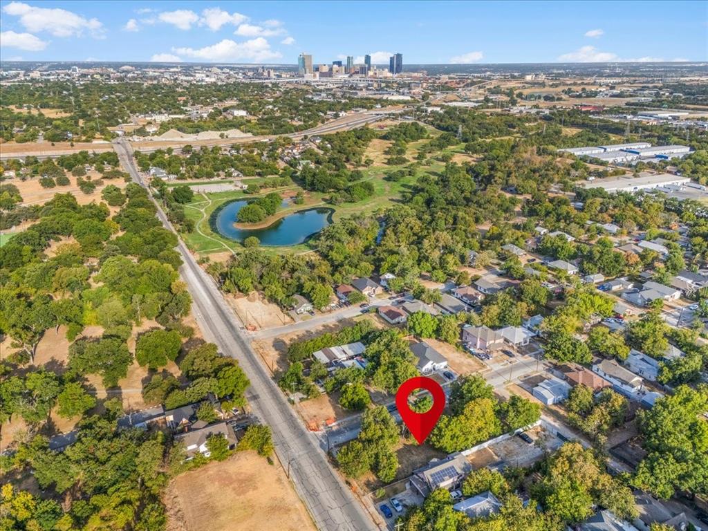 2501 E Vickery Boulevard Property Photo 1