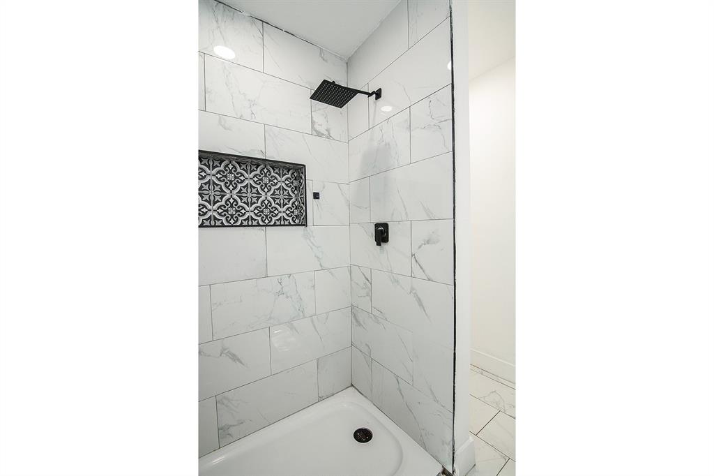 7326 Maringo Drive Property Photo 17
