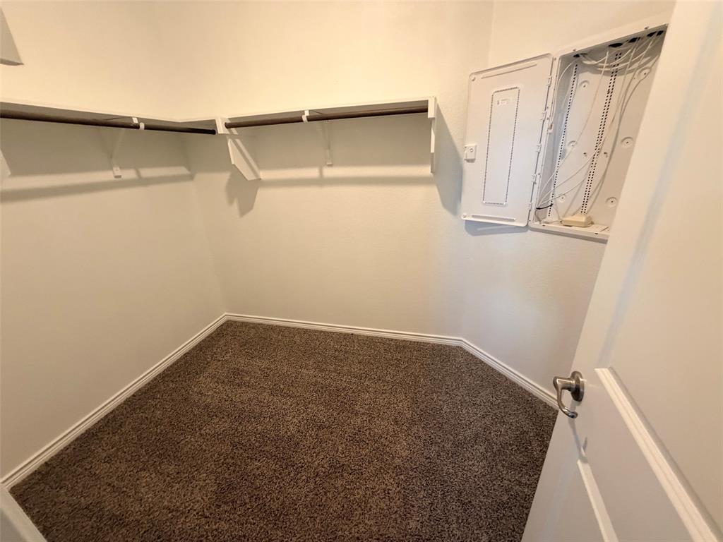 616 Florence Way Property Photo 10