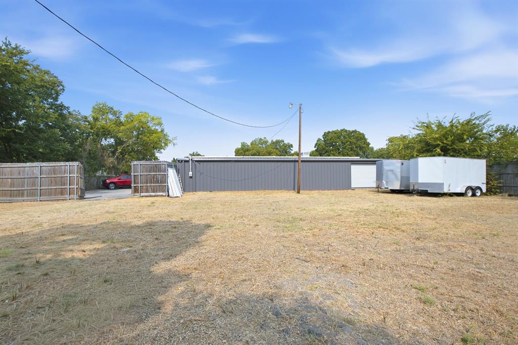 903 Davy Crockett Street Property Photo 25