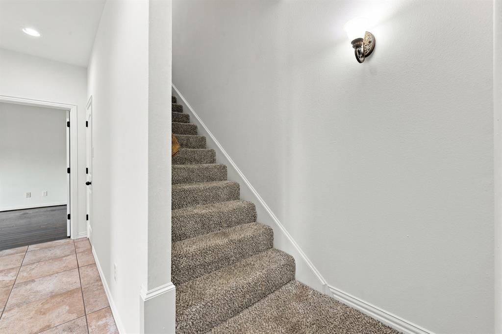 18121 Langford Lane Property Photo 33
