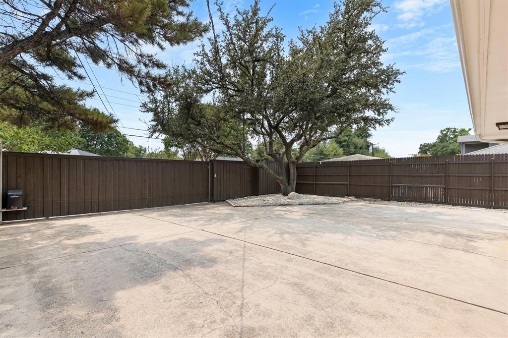 4446 Thunder Road Property Photo 28