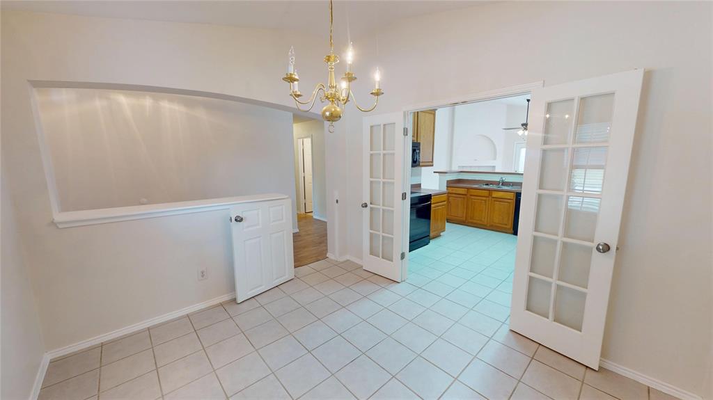 1545 Outerbridge Drive Property Photo 3