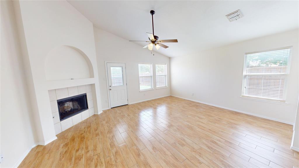 1545 Outerbridge Drive Property Photo 7