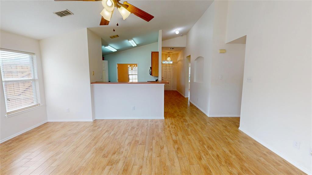 1545 Outerbridge Drive Property Photo 8