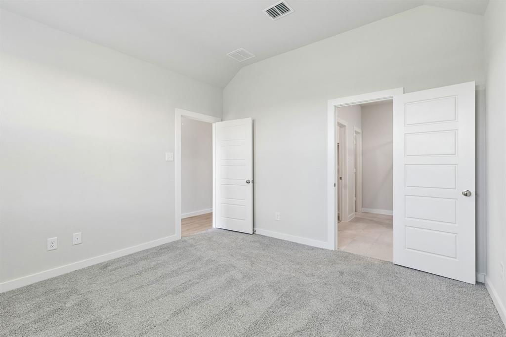 804 Knox River Drive Property Photo 14