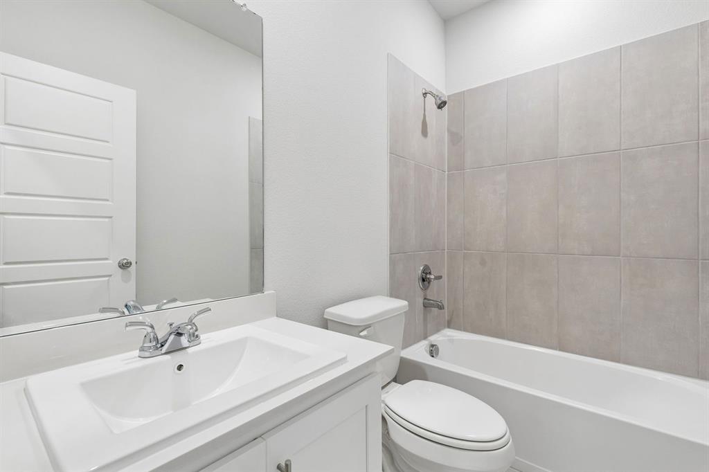 804 Knox River Drive Property Photo 22