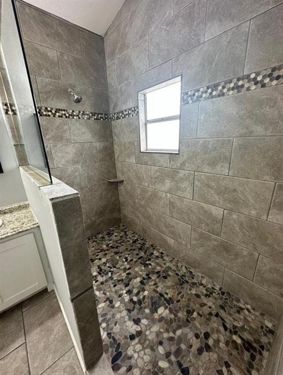 6217 New Mexico Trail Property Photo 3